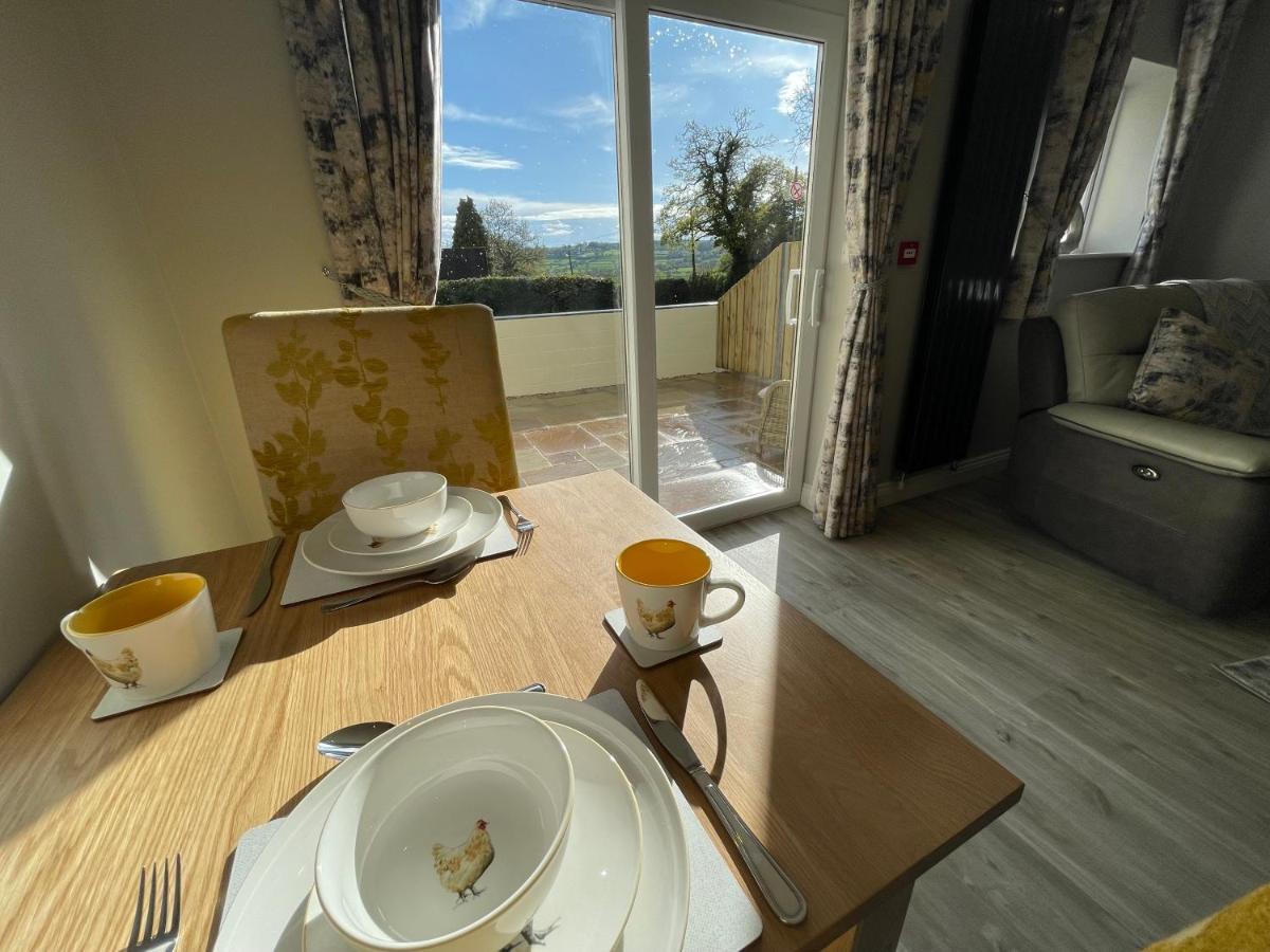 Crich Lane Farm Bed & Breakfast Alfreton Bagian luar foto