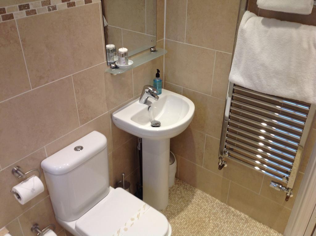 Crich Lane Farm Bed & Breakfast Alfreton Bagian luar foto